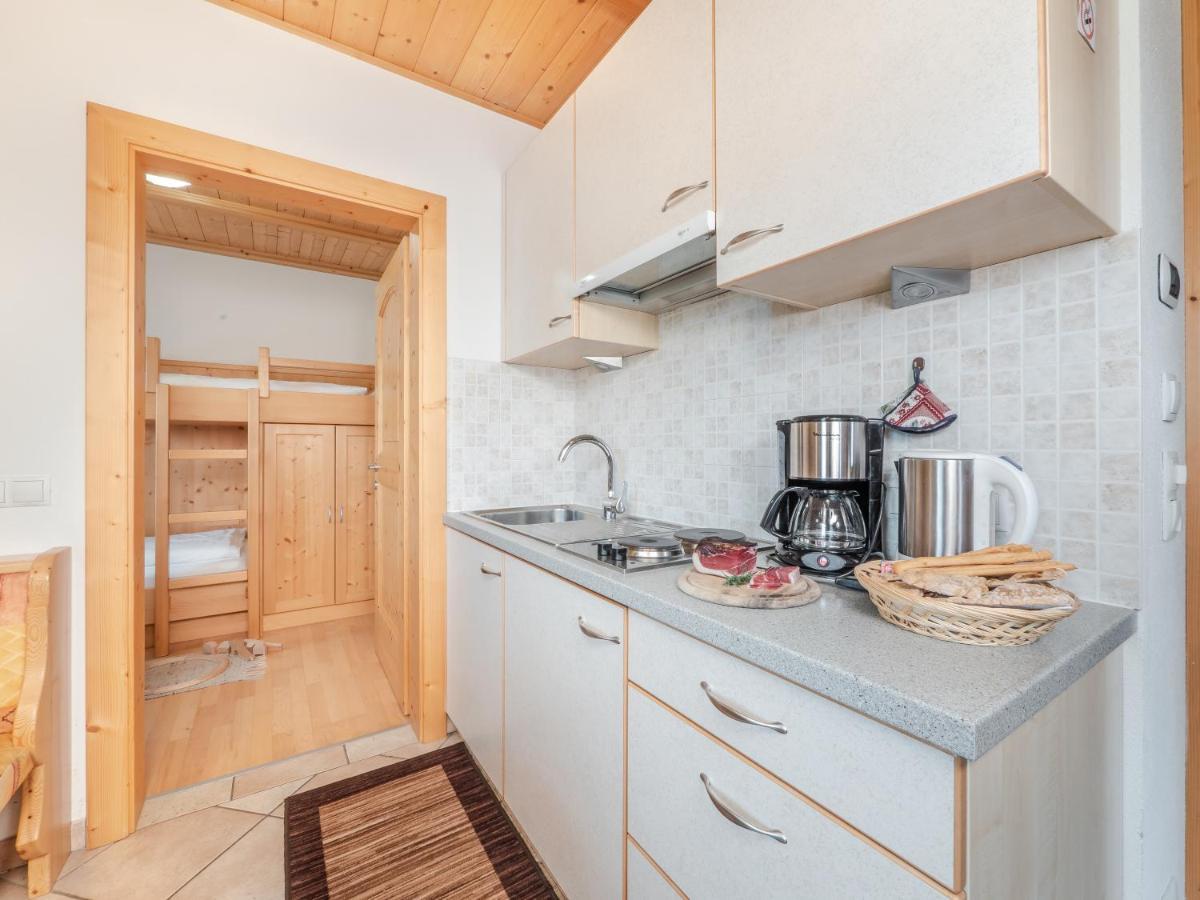Ciasa Raut Apartment La Valle Luaran gambar